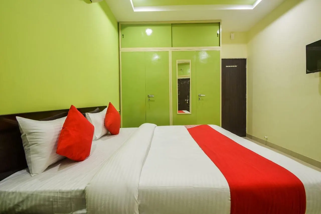Oyo 35734 F Cube Hotel Udaipur 3*,  Indien