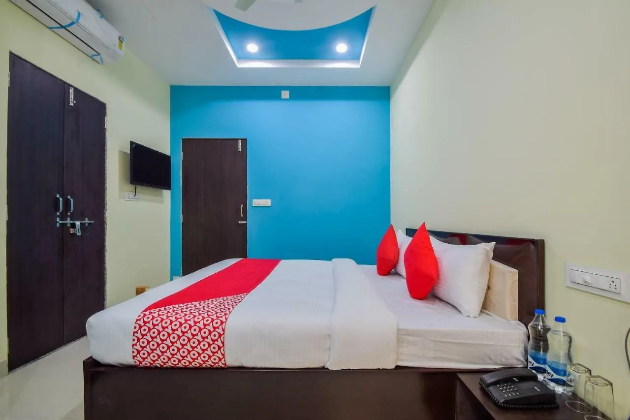 Oyo 35734 F Cube Hotel Udaipur 3*,  India